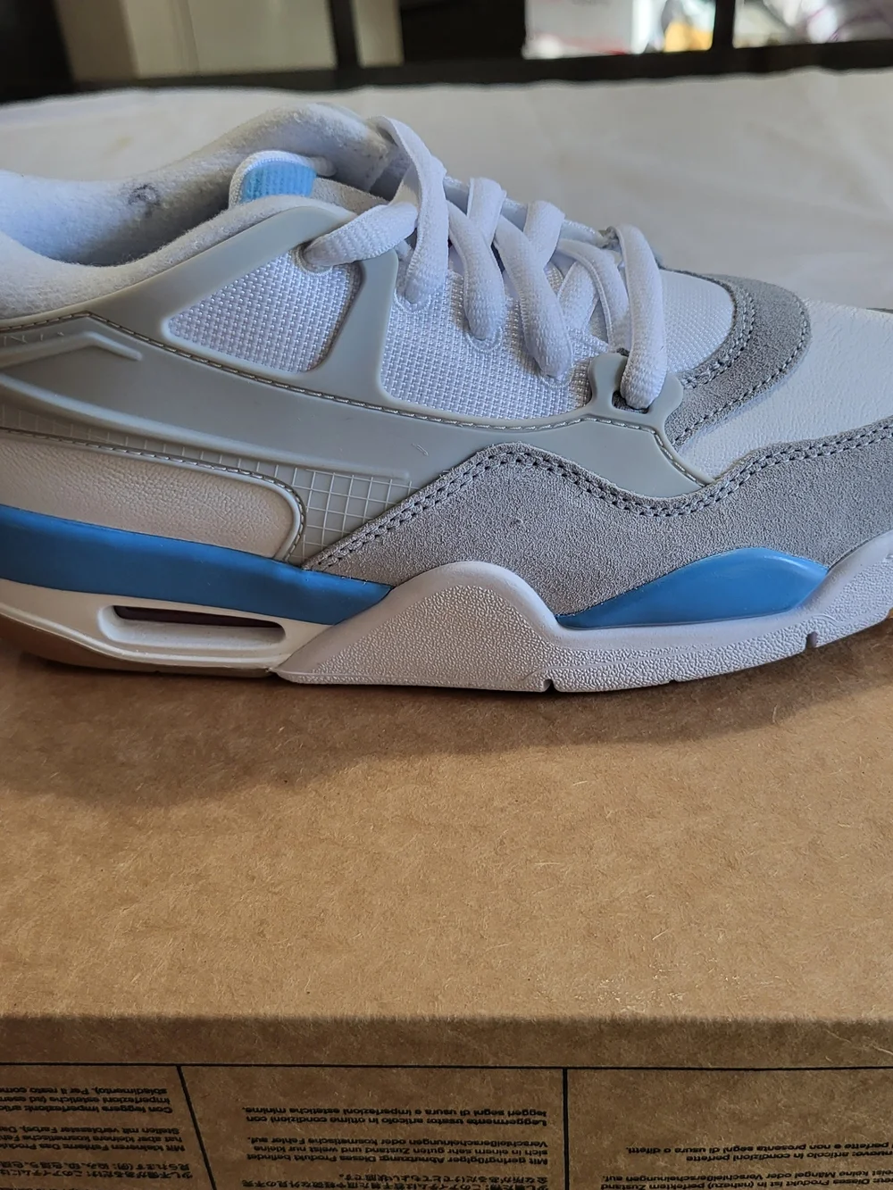 *NEW* Nike Air Jordan 4 RM White/Blue Size 5Y Women's 6.5